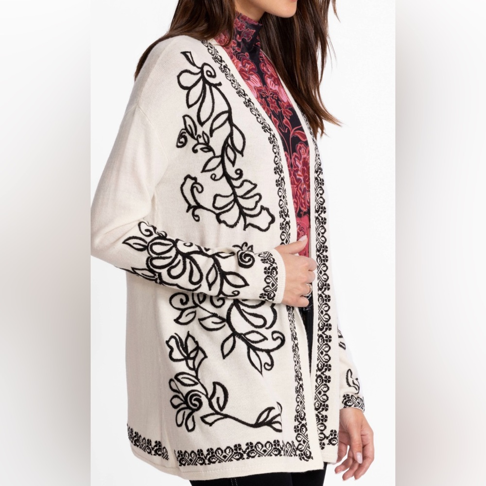 Johnny Was Cream  with Black  Embroidery Coat, Cardigan. M. NWT